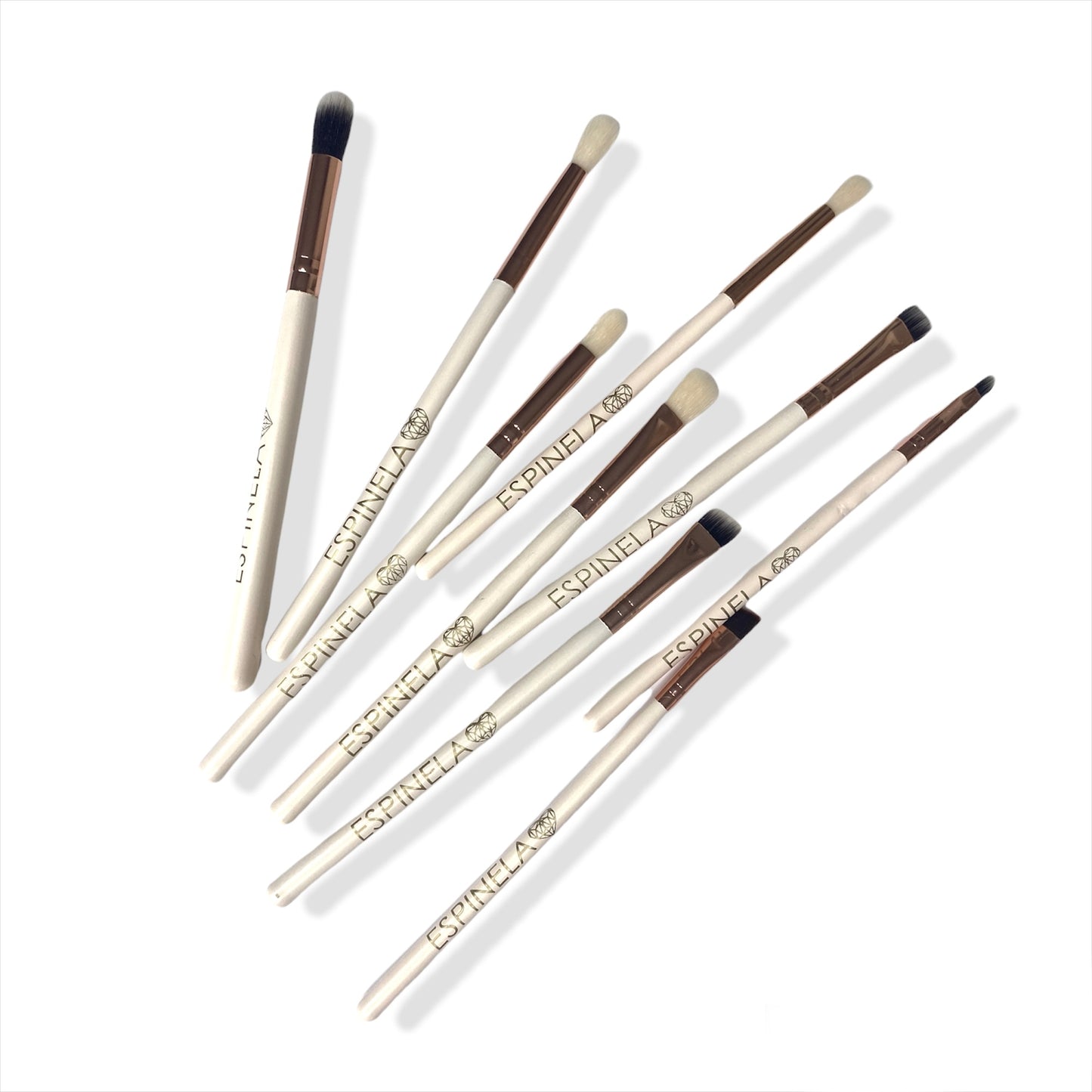 Brochas de maquillaje + cosmetiquera